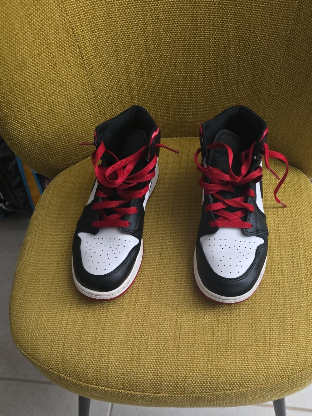 Air Jordan 1 Mid Gym Red Black Toe Sneakers